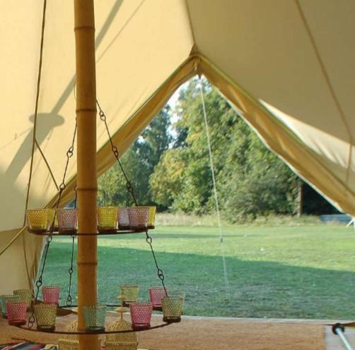 Отель Wildberry Glamping Orgeres-la-Roche Экстерьер фото